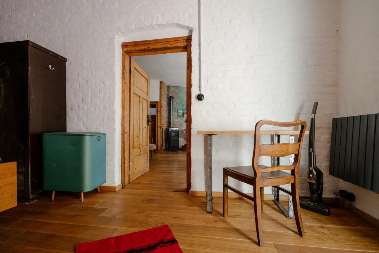 The Upholstery Tinyhouse Deluxe Eco Chalet Kreativ Citynah 켐니츠 외부 사진