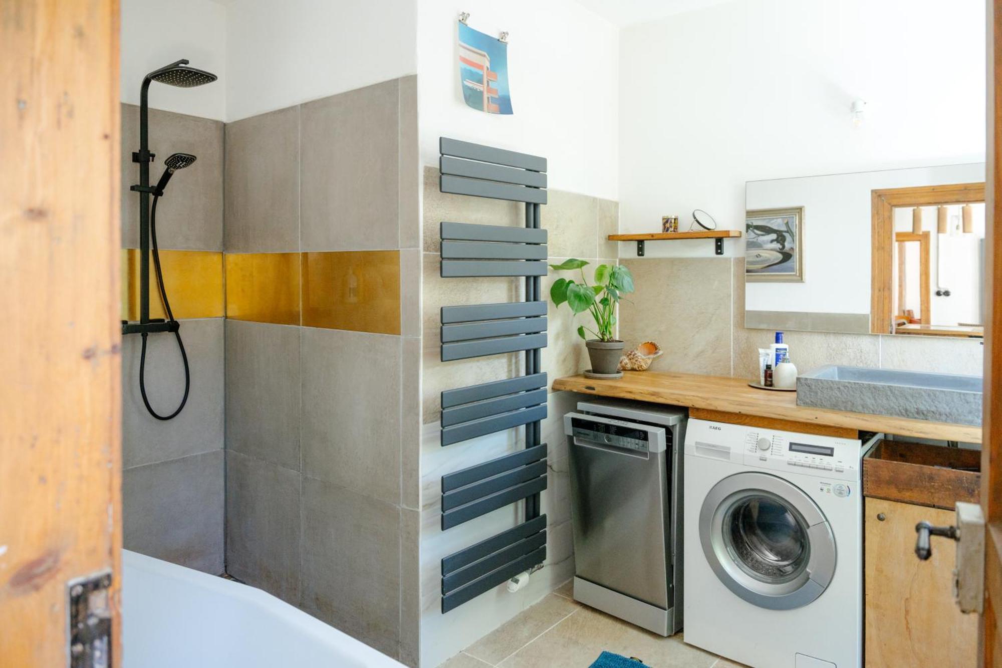 The Upholstery Tinyhouse Deluxe Eco Chalet Kreativ Citynah 켐니츠 외부 사진