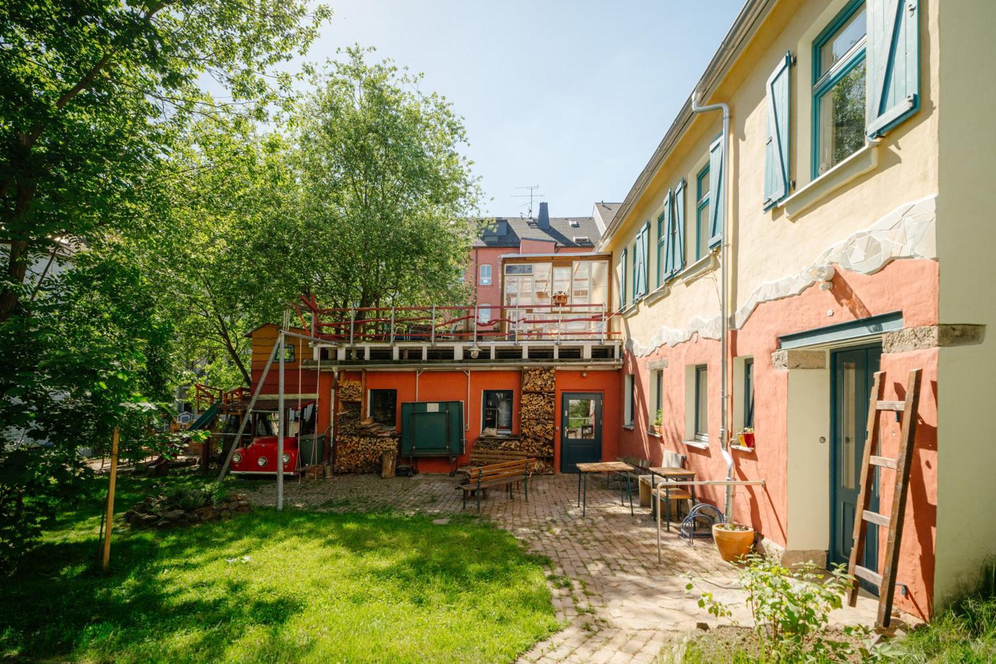 The Upholstery Tinyhouse Deluxe Eco Chalet Kreativ Citynah 켐니츠 외부 사진